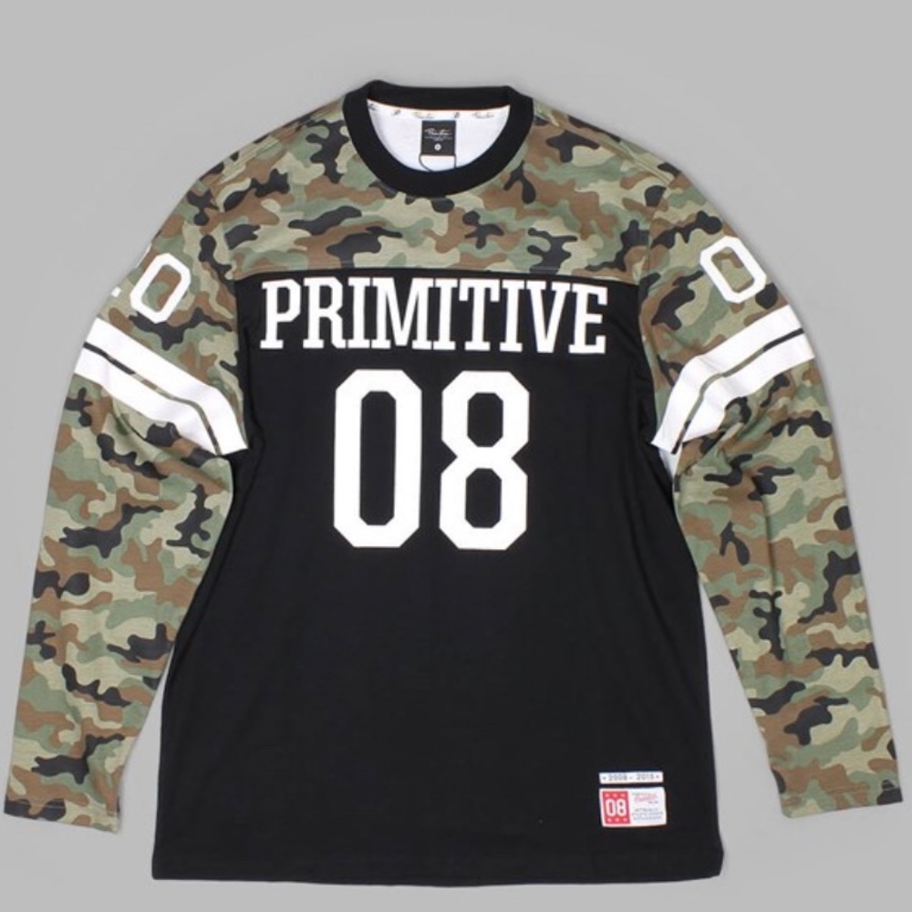 Primitive Colosseum Football LS Tee. Camo NWT